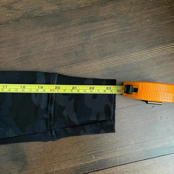 Lululemon Scuba Crew sweatshirt - Picture 12 of 15